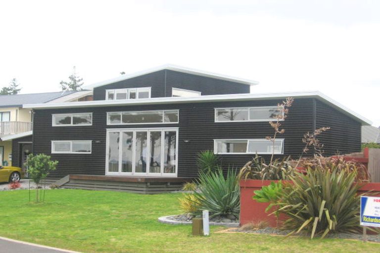 Photo of property in 108 Corokia Place, Matarangi, Whitianga, 3592