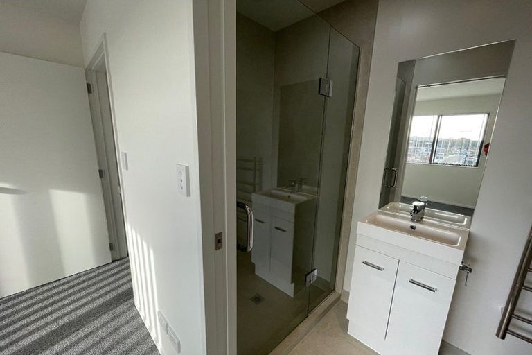 Photo of property in 89 Black Beech Crescent, Takanini, 2110