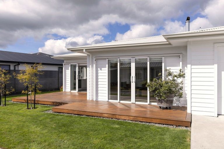 Photo of property in 18 Maison Way, Rangatira Park, Taupo, 3330