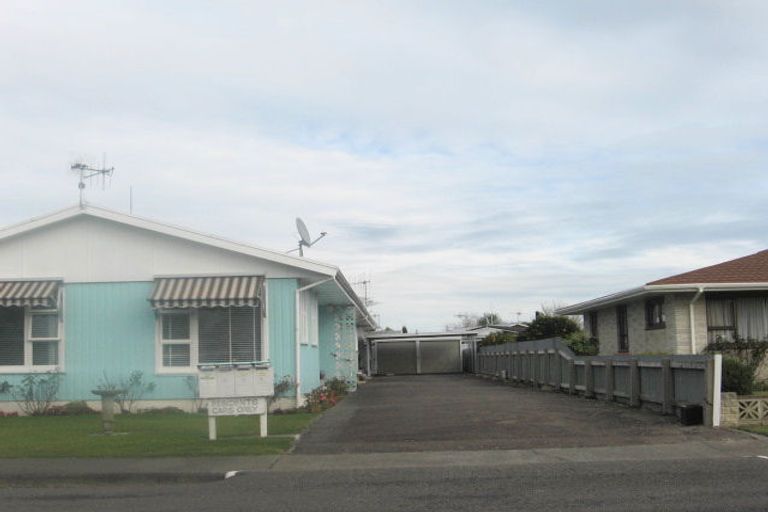 Photo of property in 1/704 Terrace Road, Parkvale, Hastings, 4122