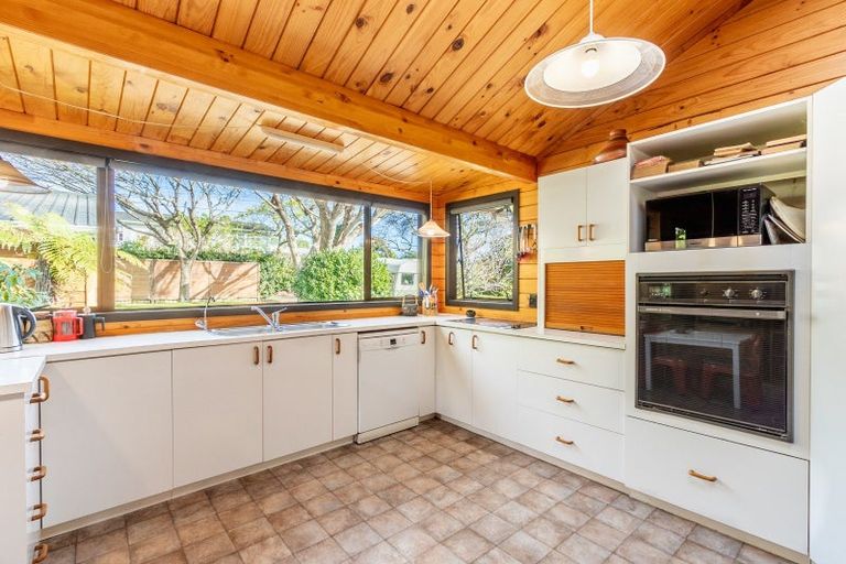 Photo of property in 42a Moana Road, Paraparaumu, 5032