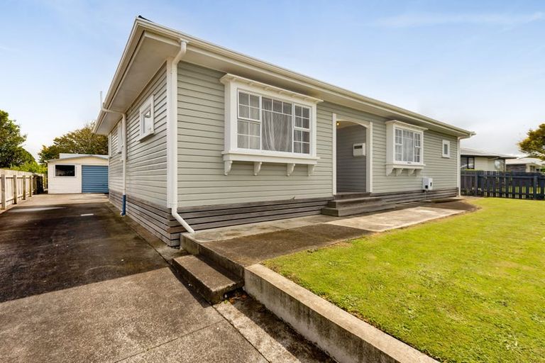 Photo of property in 29 Tawa Street, Hawera, 4610