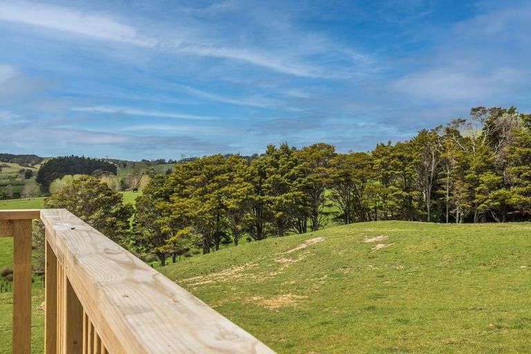 Photo of property in 5150b Kaipara Coast Highway, Wellsford, 0972
