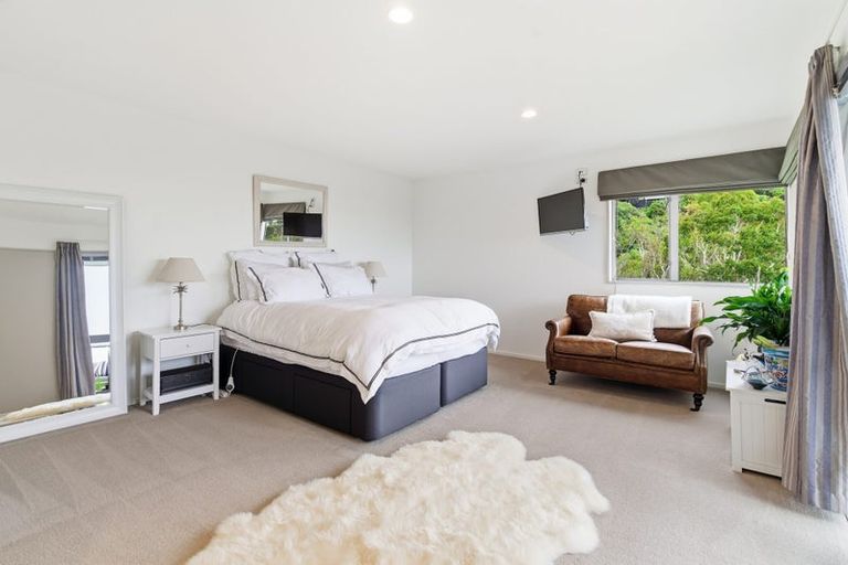 Photo of property in 10 Cadiz Lane, Mount Pleasant, Christchurch, 8081