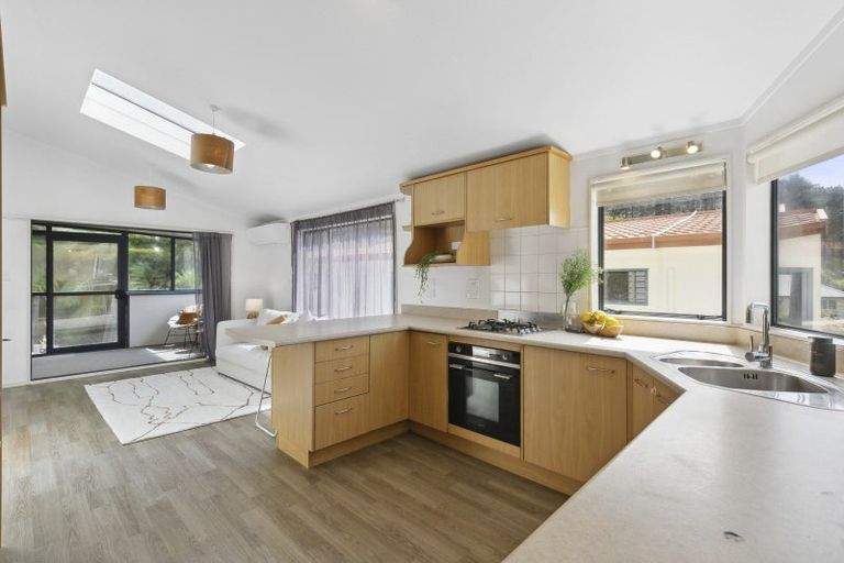 Photo of property in 68a Peterhouse Street, Tawa, Wellington, 5028