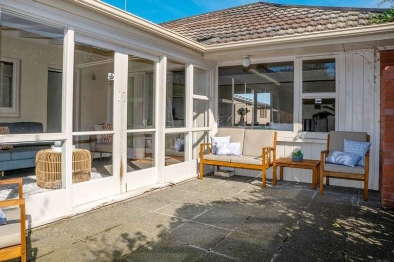 Photo of property in 147 Wairakei Road, Bryndwr, Christchurch, 8053