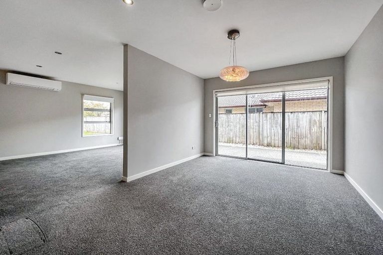 Photo of property in 1 Powercourt Drive, Flat Bush, Auckland, 2019