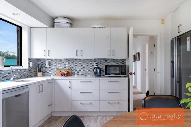 Photo of property in 145 Halswell Junction Road, Halswell, Christchurch, 8025