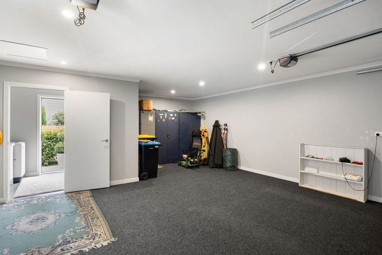 Photo of property in 46 Plescher Crescent, Leamington, Cambridge, 3432