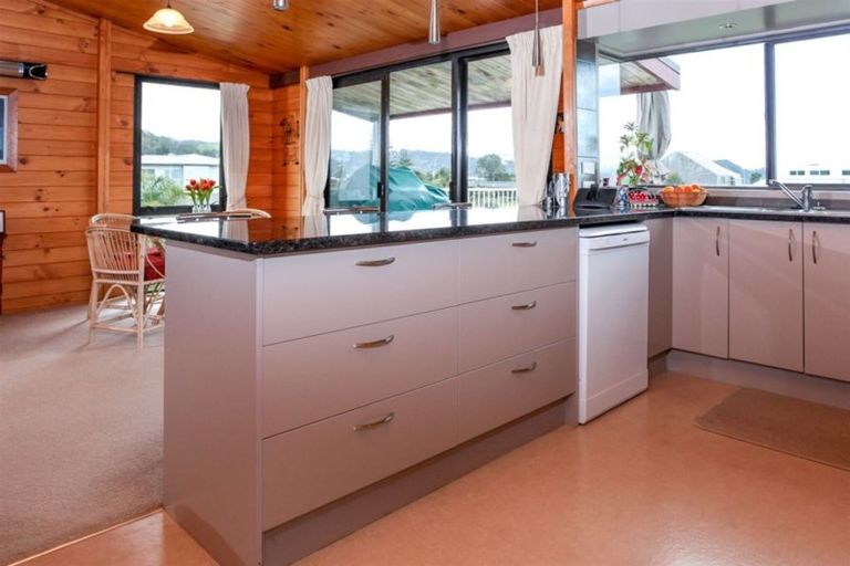 Photo of property in 261 Cook Drive, Whitianga, 3510