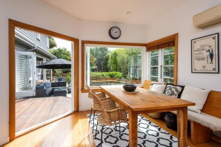 Photo of property in 35 Paparoa Street, Papanui, Christchurch, 8053