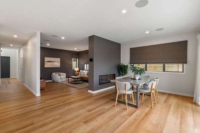 Photo of property in 21 Porokaiwhiri Street, Crofton Downs, Wellington, 6035