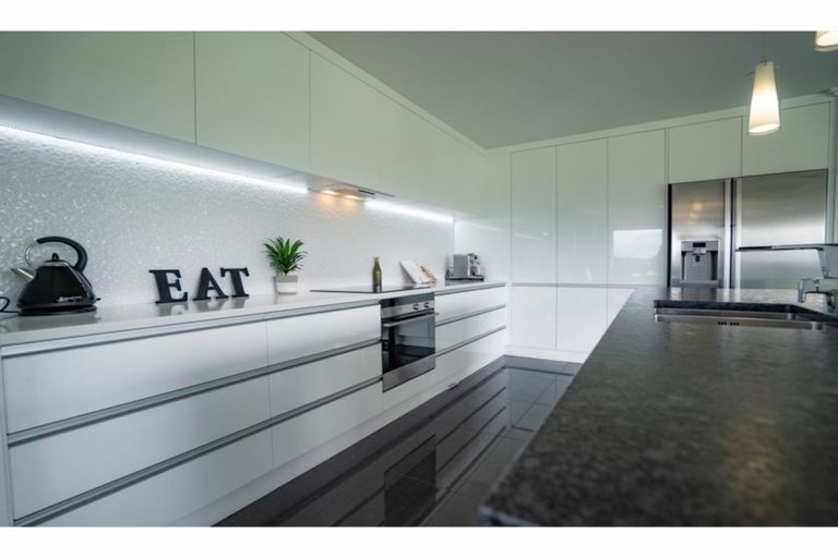 Photo of property in 15 Wilcox Road, Seaward Bush, Invercargill, 9871