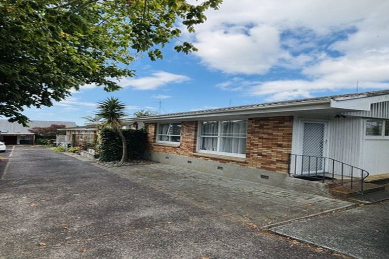 Photo of property in 3/35 Brixton Road, Mount Eden, Auckland, 1024