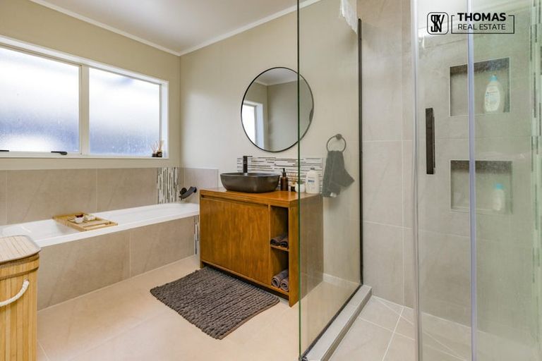 Photo of property in 9 Settlers Cove, Weymouth, Auckland, 2103