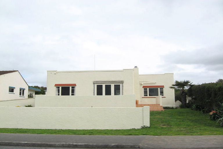 Photo of property in 86 Beach Road, Haumoana, 4102