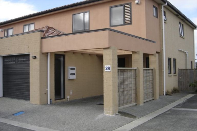 Photo of property in 60 Huntington Drive, Huntington Park, Auckland, 2013