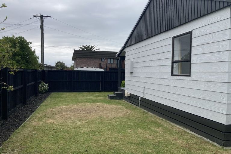 Photo of property in 2/25 Sandra Street, South New Brighton, Christchurch, 8062
