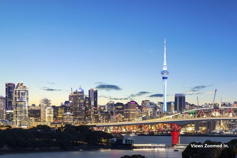 Photo of property in 37 Fairfax Avenue, Northcote, Auckland, 0627