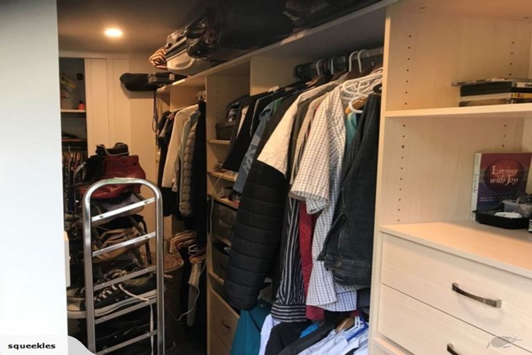 Photo of property in 117 Mount Pleasant Road, Mount Pleasant, Christchurch, 8081