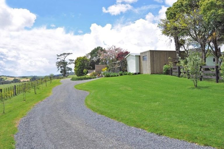 Photo of property in 66 Waiteitei Road, Wellsford, 0974