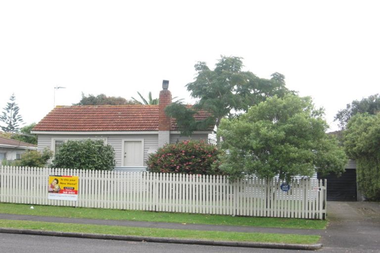 Photo of property in 8 Jutland Road, Manurewa, Auckland, 2102