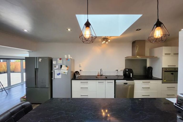 Photo of property in 10 Feist Street, Naenae, Lower Hutt, 5011