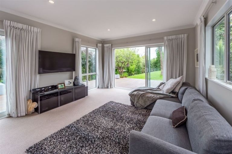 Photo of property in 67 Wai-iti Terrace, Bryndwr, Christchurch, 8052