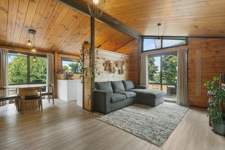 Photo of property in 24 Dunton Drive, Welcome Bay, Tauranga, 3112