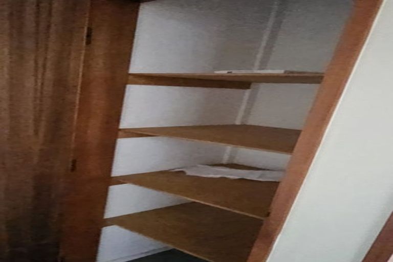 Photo of property in 30 Penning Road, Castor Bay, Auckland, 0620