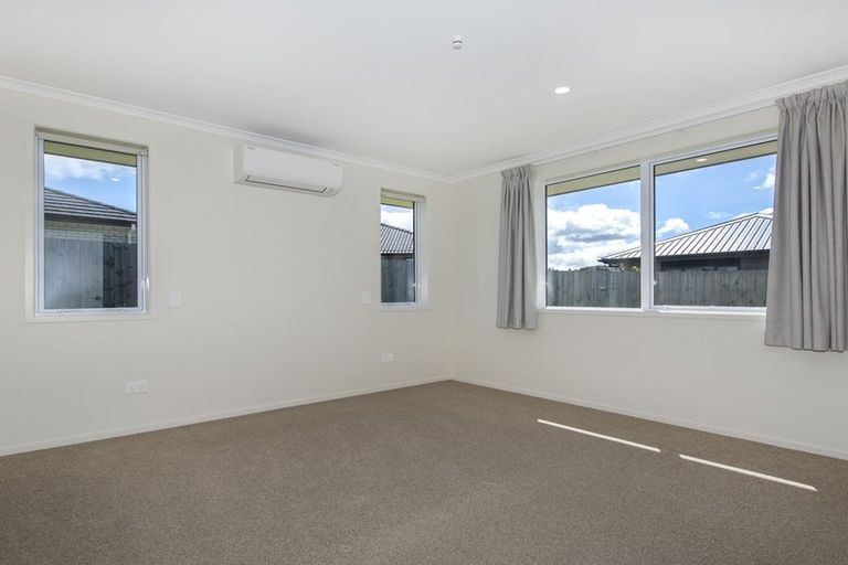 Photo of property in 39 Lake Drive, Tikipunga, Whangarei, 0112