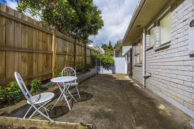 Photo of property in 1/70 Alton Avenue, Hillcrest, Auckland, 0627