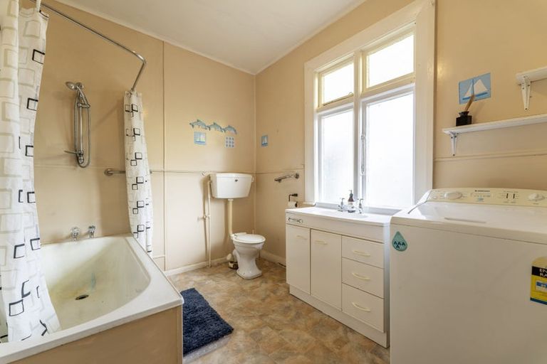 Photo of property in 64 Hull Street, South Hill, Oamaru, 9400