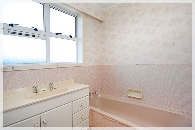 Photo of property in 89a Queenwood Road, Levin, 5510