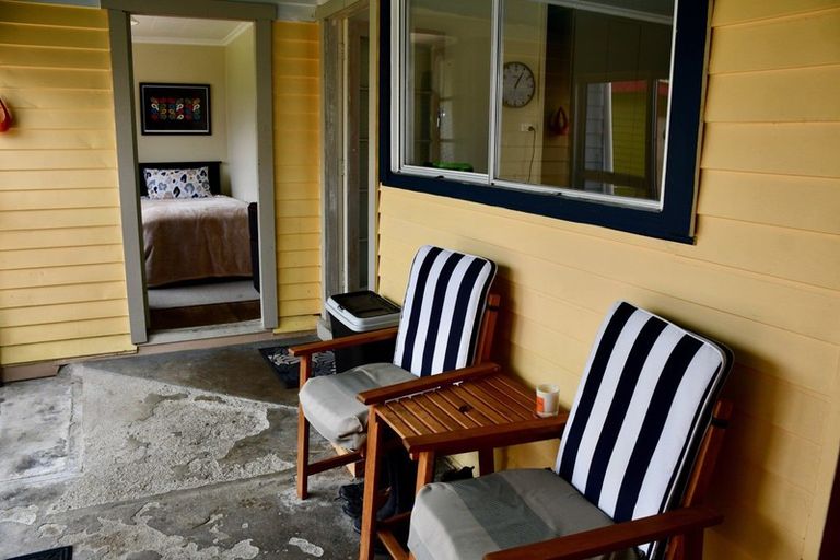 Photo of property in 13 Wharf Road, Karamea, 7893