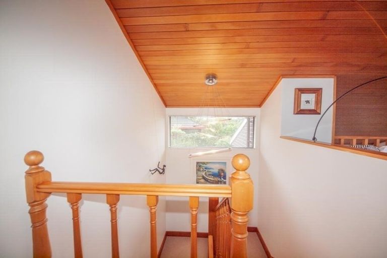 Photo of property in 7 Maywood Grove, Churton Park, Wellington, 6037