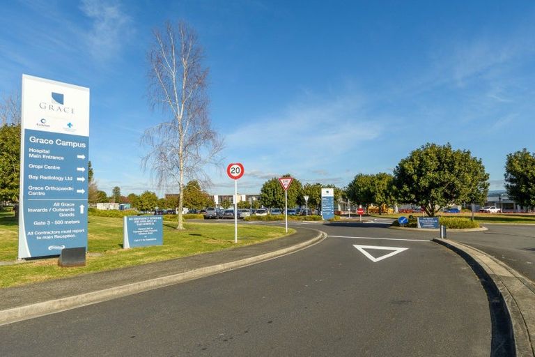 Photo of property in 79 Waterside Drive, Pyes Pa, Tauranga, 3112