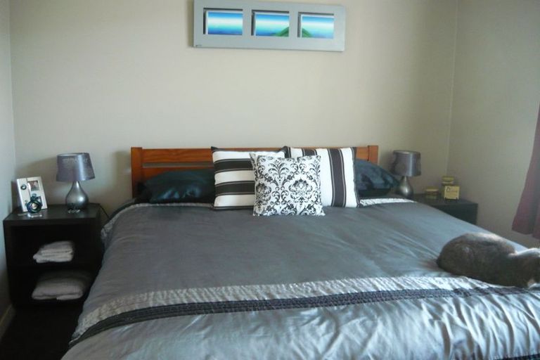 Photo of property in 75 Rhodes Street, Waimate, 7924