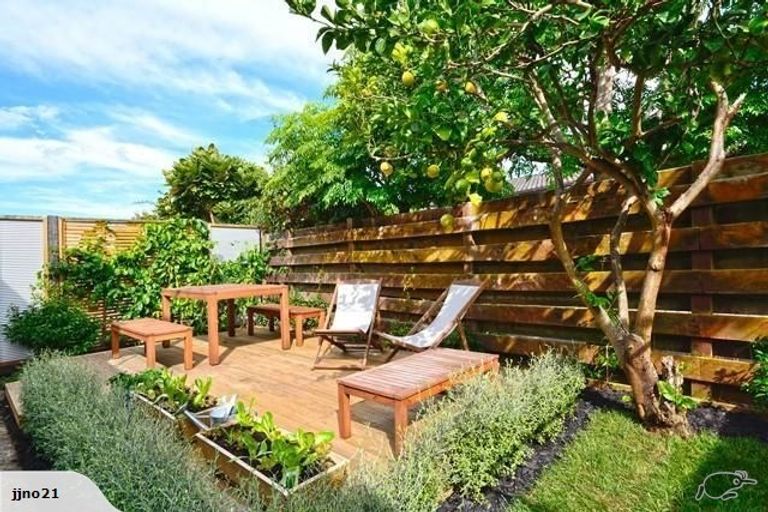 Photo of property in 3/17 Saltburn Road, Milford, Auckland, 0620