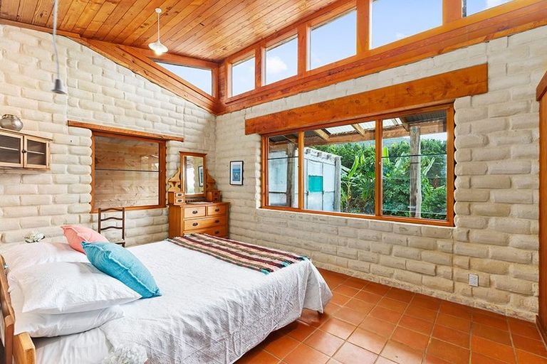 Photo of property in 81 Omaha Valley Road, Big Omaha, 0985