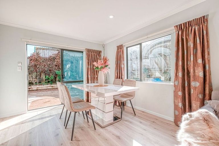 Photo of property in 3 Norwood Drive, Flat Bush, Auckland, 2019