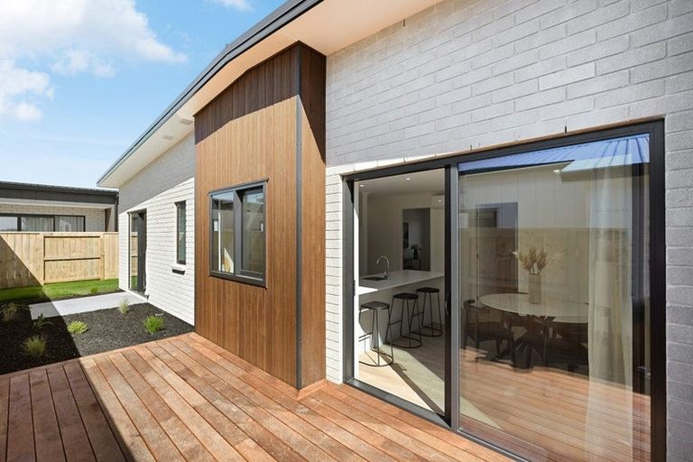 Photo of property in 61 Kelly Road, Cambridge, 3434