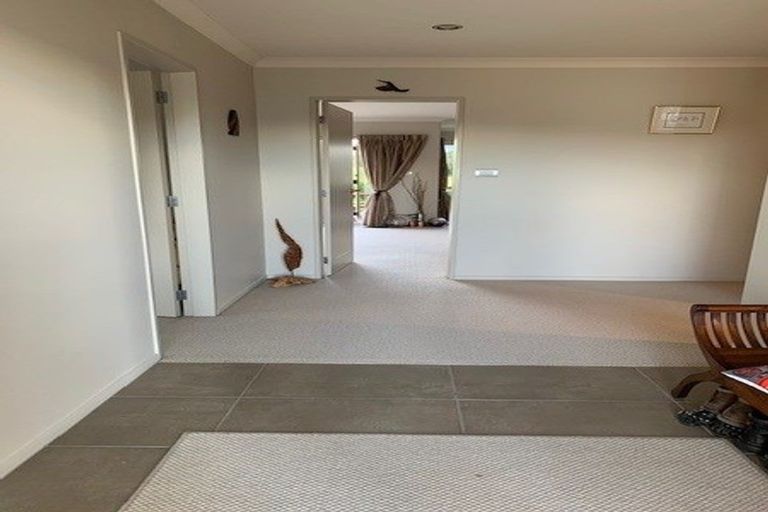 Photo of property in 76 The Drive, Paraparaumu Beach, Paraparaumu, 5032