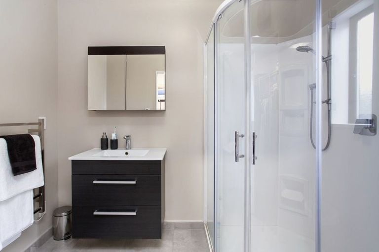 Photo of property in 18 Selkirk Place, Marshland, Christchurch, 8051