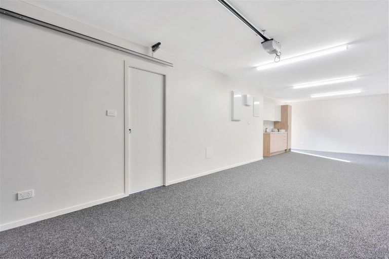 Photo of property in 1/6 Princes Street, Northcote Point, Auckland, 0627