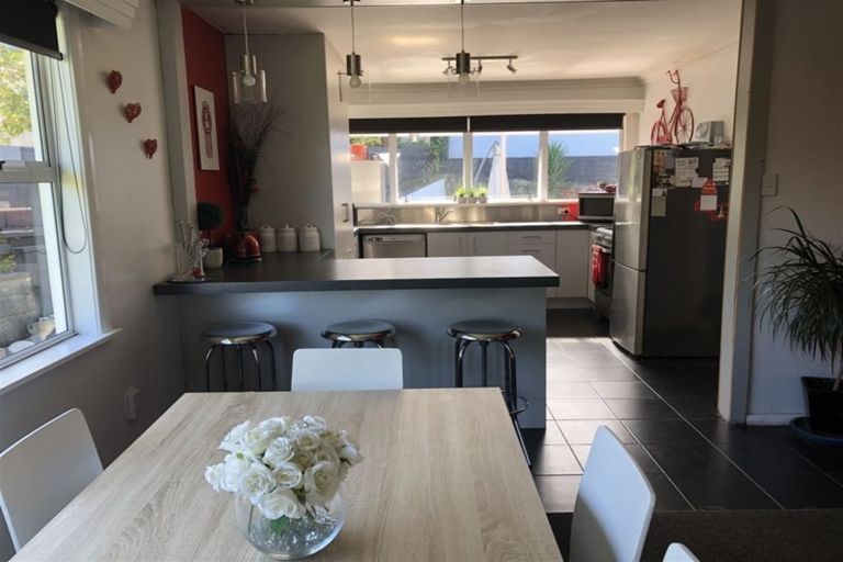 Photo of property in 1 Argyle Avenue, Levin, 5510