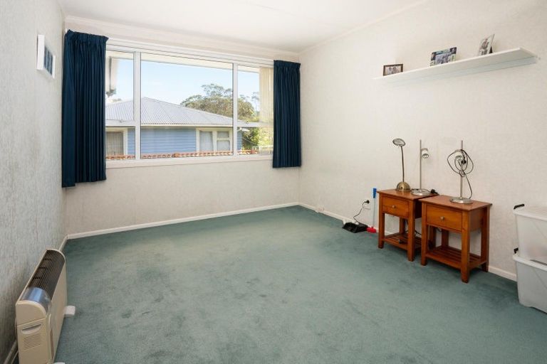 Photo of property in 8 Boscobel Lane, Tawa, Wellington, 5028