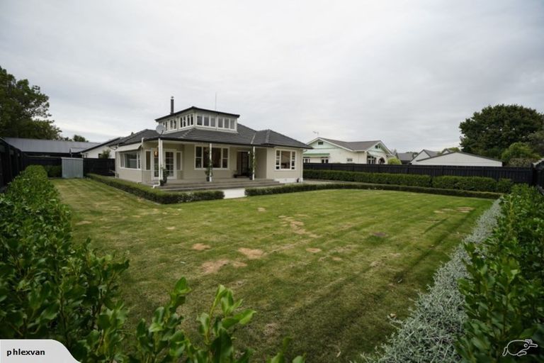 Photo of property in 324 College Street, West End, Palmerston North, 4410