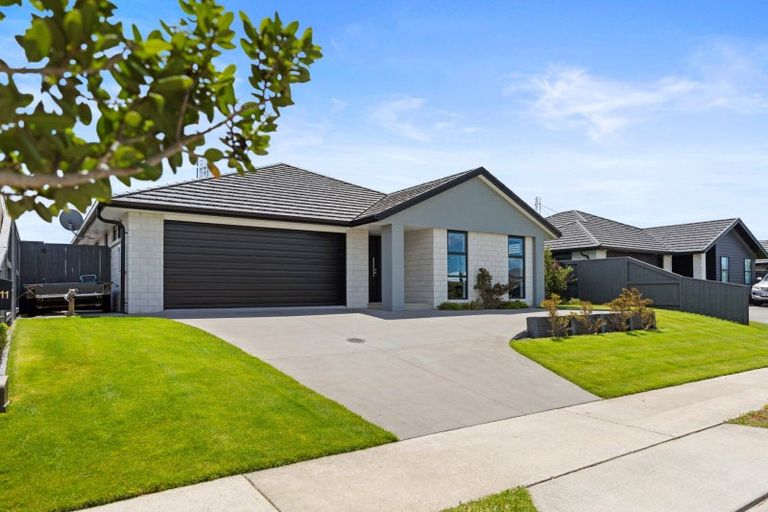 Photo of property in 11 Stevenson Drive, Papamoa, 3118