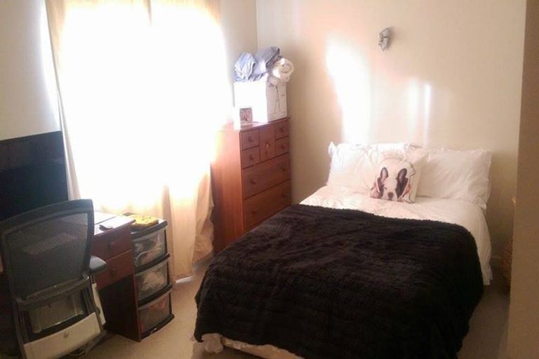 Photo of property in 66c Constable Street, Newtown, Wellington, 6021